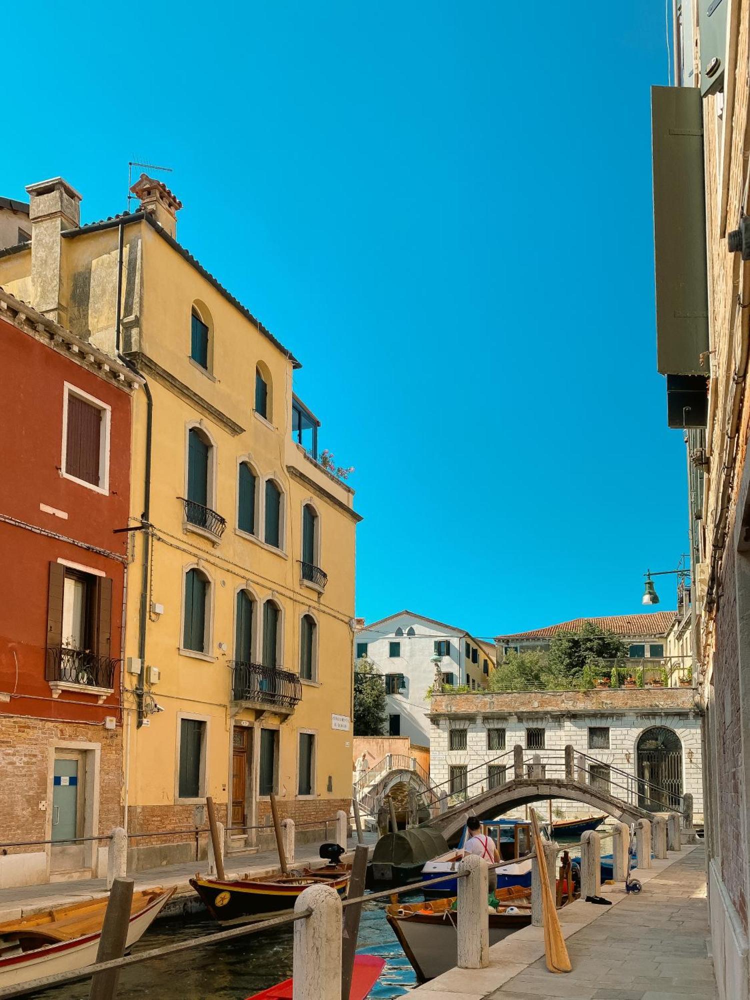 Ca' San Trovaso - 6 Rooms Venice Exterior photo